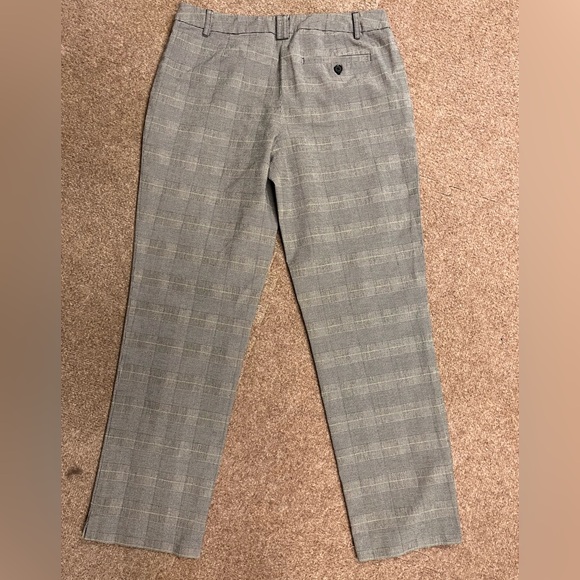 New York & Company Plaid Pants - Picture 4 of 8